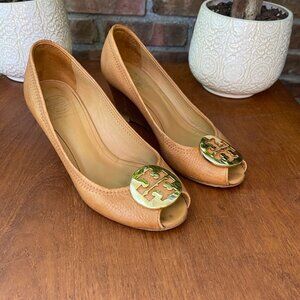 Tory Burch Wedge Heel Peep Toe Pebbled Leather Women's size 7